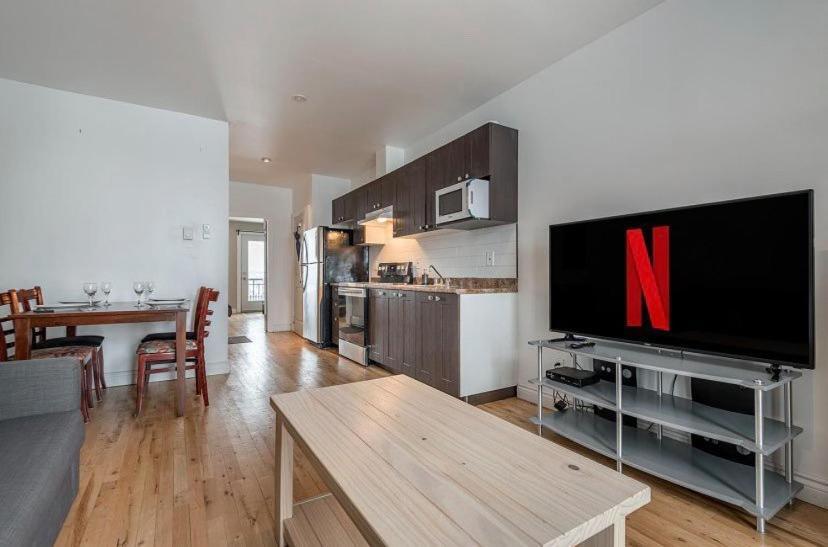 5-Star Prime Location - Bright Condo Montréal Buitenkant foto