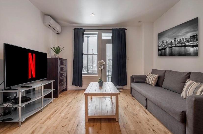 5-Star Prime Location - Bright Condo Montréal Buitenkant foto