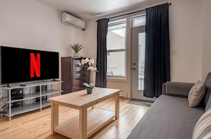 5-Star Prime Location - Bright Condo Montréal Buitenkant foto