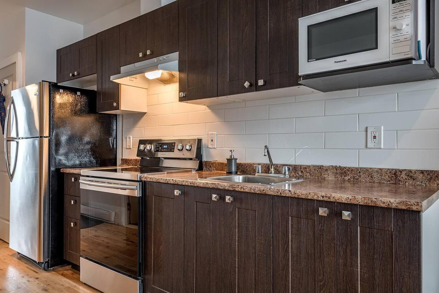 5-Star Prime Location - Bright Condo Montréal Buitenkant foto